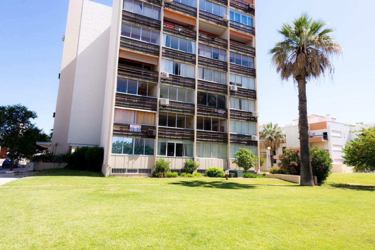Apartments Near Marina De Vilamoura Quarteira Luaran gambar